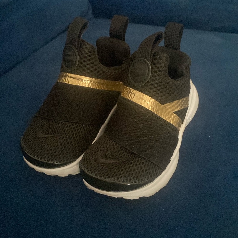 Nike Baby Presto - Toddler Sz 6C - Black/Metallic Gold/White